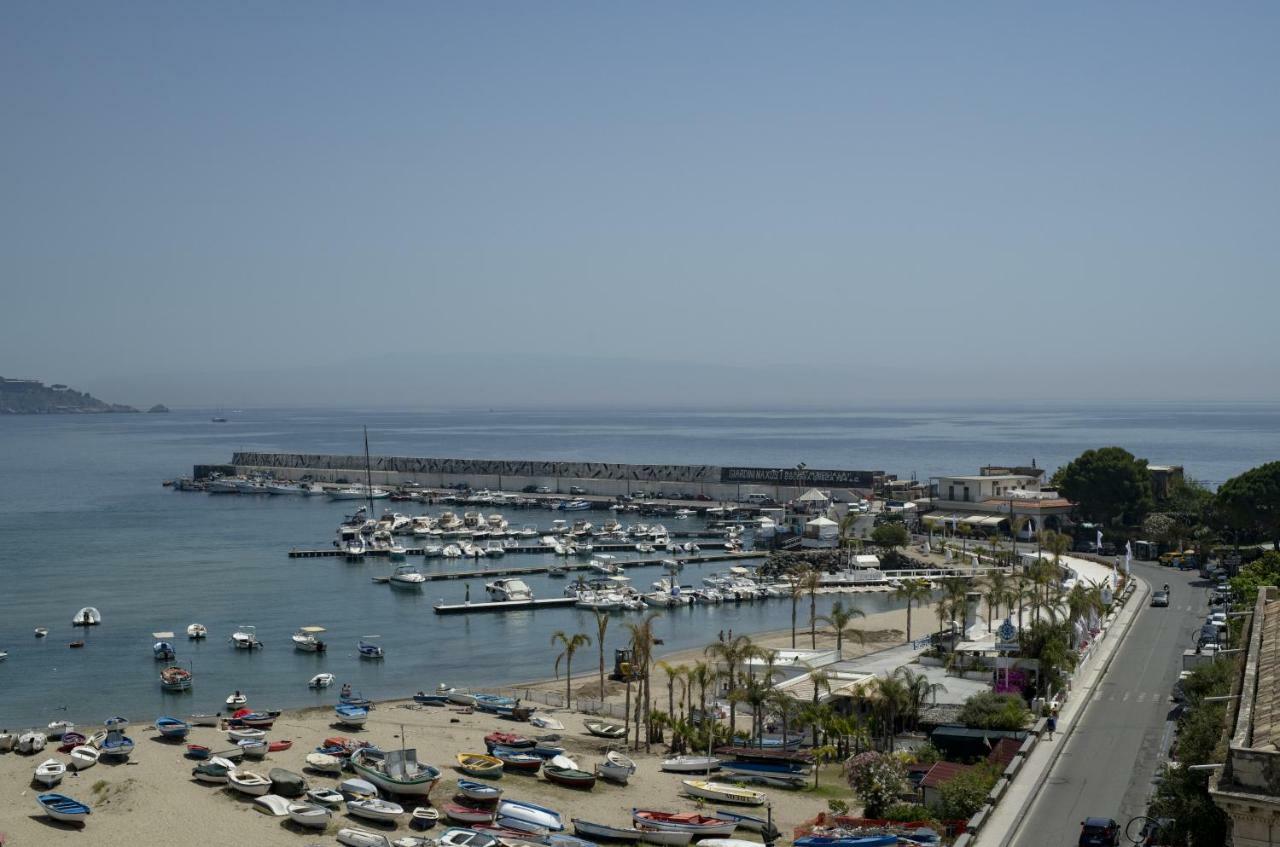 Hotel Panoramic Giardini-Naxos Exterior foto